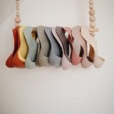 Mushie Silicone Bib / Σαλιάρα σιλικόνης - Peach Terrazzo - Image 2