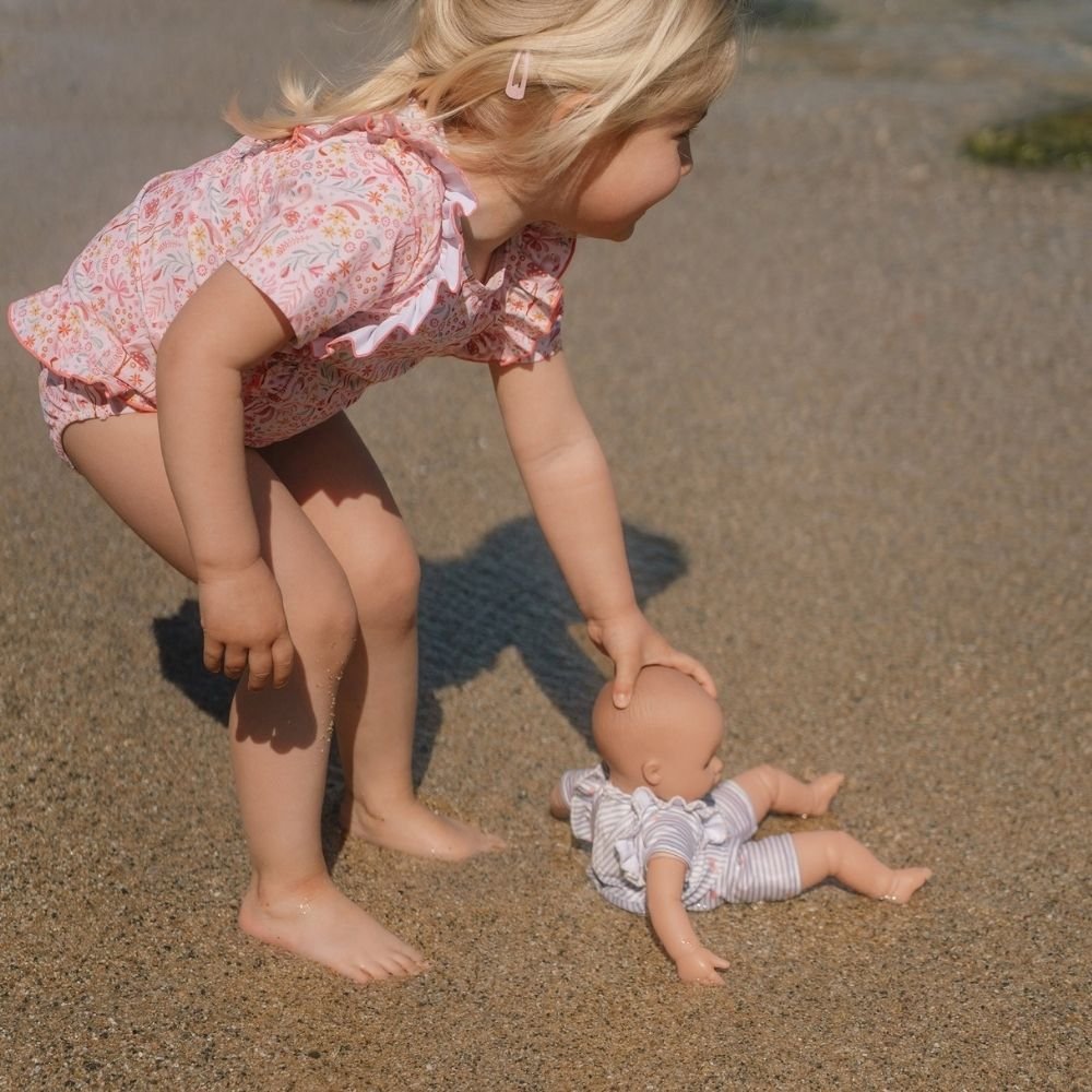 LITTLE DUTCH. Κούκλα με σωσίβιο και πετσέτα Mara - Image 6